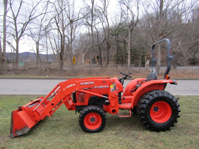  Kubota L3800 HST 4WD Tractor / Loader